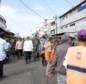 Pemkot Makassar dan Kodim 1408 Gelar Karya Bakti Massal di Pasar Terong