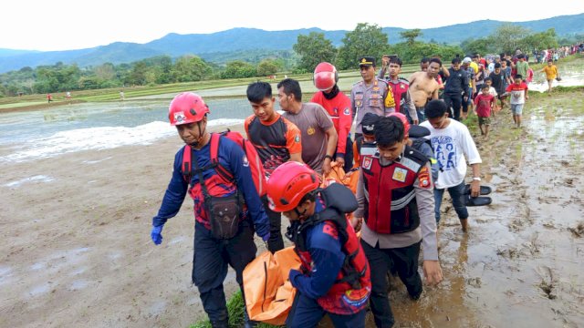 Tragis, Marshanda Ditemukan Tak Bernyawa Usai Terseret Arus Sungai Savana Maros