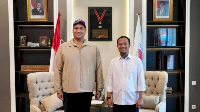 Menteri Pemuda dan Olahraga Republik Indonesia (Menpora RI) Dito Ario Tedjo, menerima kunjungan Gubernur Sulawesi Selatan, Andi Sudirman Sulaiman
