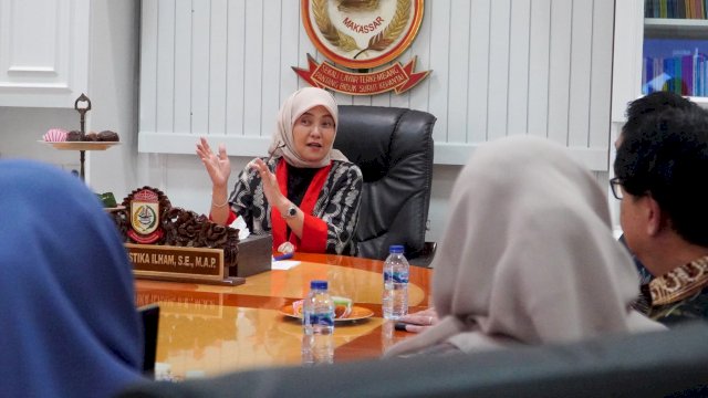 Wakil Wali Kota Makassar, Aliyah Mustika Ilham menerima audiensi audiensi dari perwakilan KAIKOUKAI Health Group yang dipimpin langsung oleh Board of Director Kaikoukai Healthcare Corporation Japan, Mr. Abe Kazuya, di ruang rapat Wakil Wali Kota Makassar, Jumat (23/05/2025).