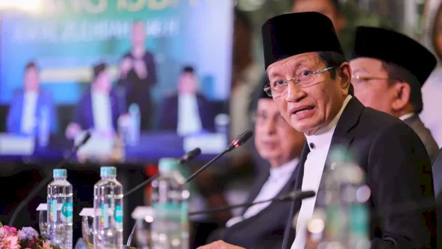 Menteri Agama, Nasaruddin Umar dalam jumpa pers setelah sidang Isbat yang digelar secara tertutup di Auditorium HM Rasjidi Kemenag, Jakarta Pusat, Selasa (27/5/2025) malam/INT