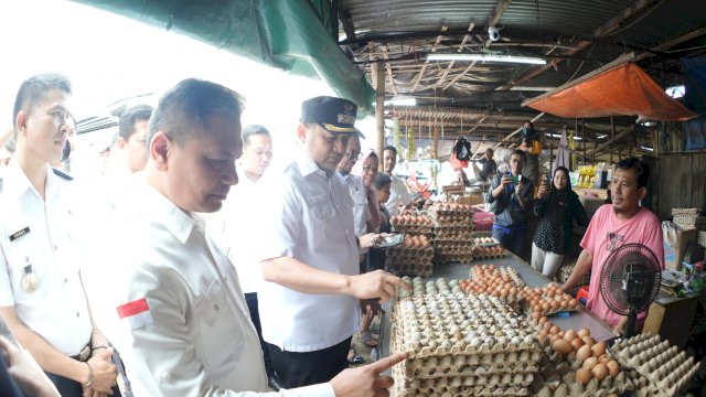 Wali Kota Makassar Sidak Pasar Terong Jelang Idul Adha, Pastikan Harga Bahan Pokok Stabil