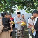 Taufan Pawe Berbagi Daging Kurban dan Sembako kepada Warga Parepare di Hari Raya Idul Adha