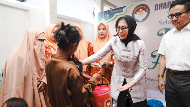 Sekda Sulsel Apresiasi Kurban Mandiri DWP Sulsel, Prioritaskan Anak Stunting Binaan ASN
