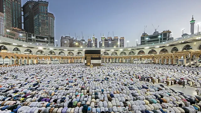 DPR Soroti Ketidakterbukaan dan Potensi Inefisiensi dalam Biaya Haji 2026