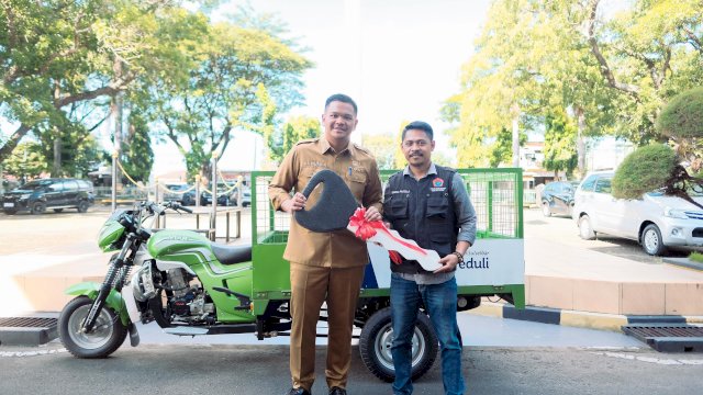 Penuhi Janji  Bantuan Truk Sampah, Kepala Pasar Banyorang Apresiasi Bupati Bantaeng Uji Nurdin