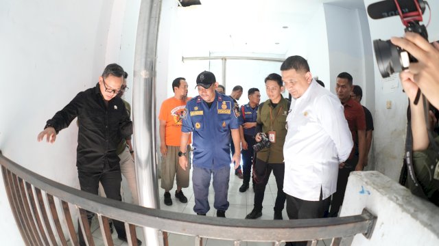 Wamendagri Bima Arya Puji Kinerja Damkarmat Makassar, Siap Jadi Percontohan Nasional