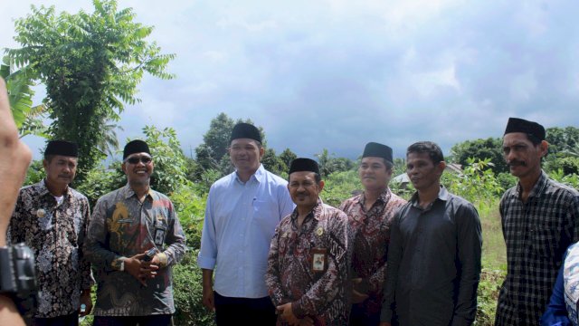 Bupati Bantaeng Kunjungi Rencana Lahan Untuk Pembangunan Gedung Baru MTsN Bantaeng