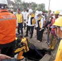 Kolaborasi Cegah Banjir, Pemkot Makassar Gandeng BBWS dan Balai Jalan Bersihkan Drainase di Koridor Pettarani