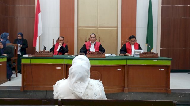 Mira Hayati "Ratu Emas" Divonis 10 Bulan Penjara atas Kasus Kosmetik Berbahaya