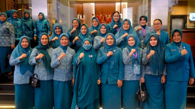 Rapat Kerja Nasional (Rakernas) X PKK Tahun 2025 yang berlangsung di Plenary Hall Sempaja, Kota Samarinda, Kalimantan Timur, Selasa (8/7/2025). 