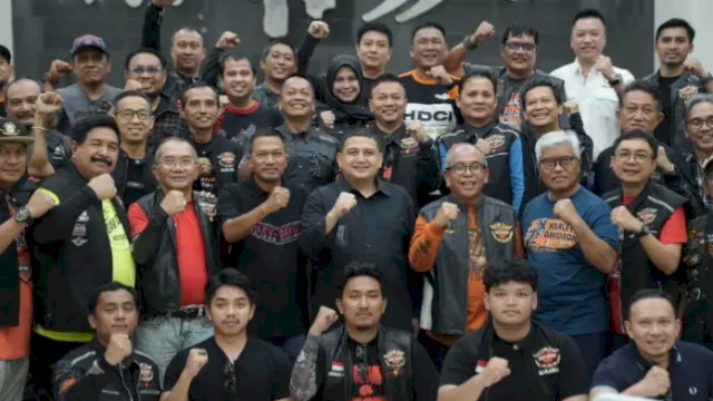  Wali Kota Makassar, Munafri Arifuddin,  saat menjamu rombongan Harley-Davidson Club Indonesia (HDCI) di Rumah Jabatan Wali Kota, Sabtu (12/7/2025).
