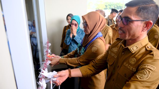 Bupati Gowa Resmikan Kantor Desa Kanreapia, Dorong Kemandirian Desa sebagai Pilar Kemajuan Daerah