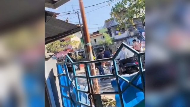 Rumah Dilempari Batu karena Tak Beri "Sumbangan", Wanita di Makassar Ngamuk