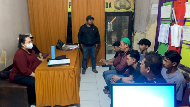 Polisi Lepas Empat Pemuda Pelaku Teror Lempar Rumah di Kandea Usai Berdamai dengan Korban