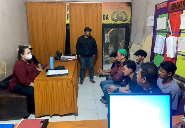 Polisi Lepas Empat Pemuda Pelaku Teror Lempar Rumah di Kandea Usai Berdamai dengan Korban