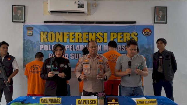  Kapolsek Wajo, Kompol Muhammad Idris dalam konferensi pers, Rabu (6/8/2025).

