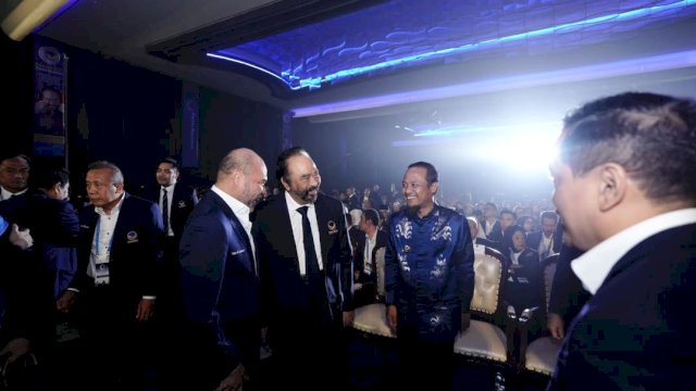 Gubernur Sulawesi Selatan Andi Sudirman Sulaiman menghadiri Rapat Kerja Nasional (Rakernas) I Partai NasDem yang digelar di Hotel Claro Makassar, Jumat (8/8/2025).