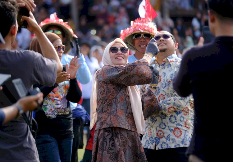 Lomba Layangan  Semarakkan HUT Ke-80 RI di Kabupaten Gowa