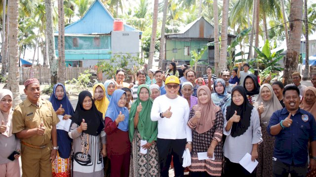 Setelah Puluhan Tahun, Warga Pulau Gondongbali Pangkep Akhirnya Dikunjungi Wakil Rakyat