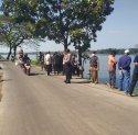 Jasad Bayi Terbungkus Kain Kafan Ditemukan di Pinggir Danau Mawang, Warga Geger