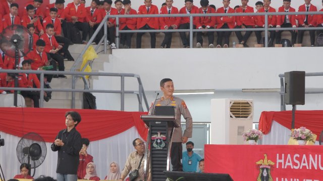 Kapolda Sulsel Ajak Mahasiswa Baru Unhas Jadi Pemain Utama Menuju Indonesia Emas 2045