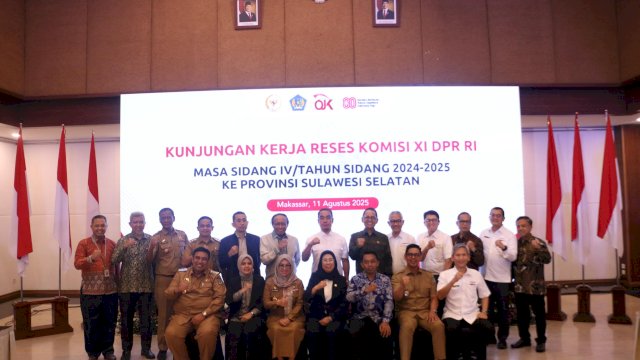Reses Komisi XI DPR RI ke Provinsi Sulawesi Selatan yang berlangsung di Hotel Claro, Makassar. 