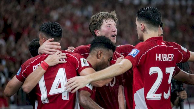 Timnas Indonesia merayakan gol Ole Romeny ke gawang Timnas China, Kamis (5/6/2025) (c) Bola.net/Bagaskara Lazuardi