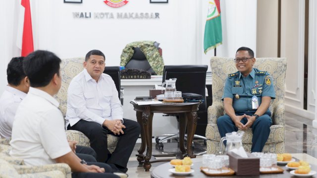 TNI AL-Pemkot Makassar Kolaborasi Pemeriksaan Gigi Gratis Bagi Warga