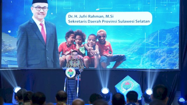  Sekretaris Daerah Provinsi Sulawesi Selatan, Jufri Rahman dalam pembukaan Workshop Nasional Pembangunan Komitmen Pemerintah Sasaran Program Transformasi Ekonomi Kampung Terpadu (TEKAD) Tahun 2025 di Hotel Aryaduta Makassar, Jumat, (29/8/2025).