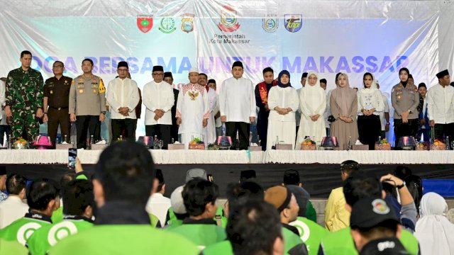 Ratusan Driver Gojek Hadiri Doa Bersama untuk Makassar yang Damai