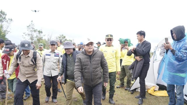 Hari Lingkungan Hidup 2025, Darmawangsyah Kampanyekan Gowa Bersih Lewat Aksi Bersih Gunung Bawakaraeng