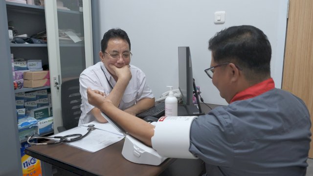 5 Calon Rektor Unhas Jalani Pemeriksaan Kesehatan di RSP Unhas