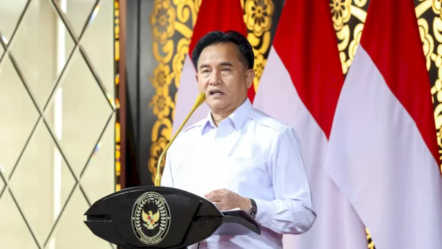 Menteri Koordinator Bidang Hukum, Hak Asasi Manusia, Imigrasi, dan Pemasyarakatan Indonesia, Yusril Ihza Mahendra 