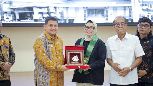 Wali Kota Makassar, Munafri Arifuddin menerima kunjungan kerja Komisi IX DPR RI