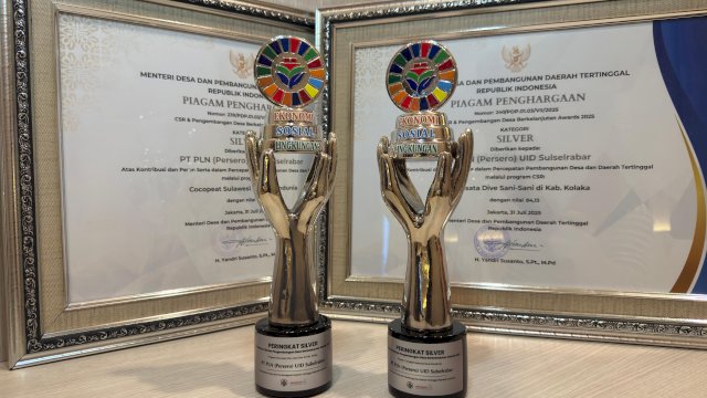 Penghargaan yang diraih PLN UID Sulselrabar dalam ajang Corporate Social Responsibility & Pengembangan Desa Berkelanjutan (CSR & PDB) Awards 2025.