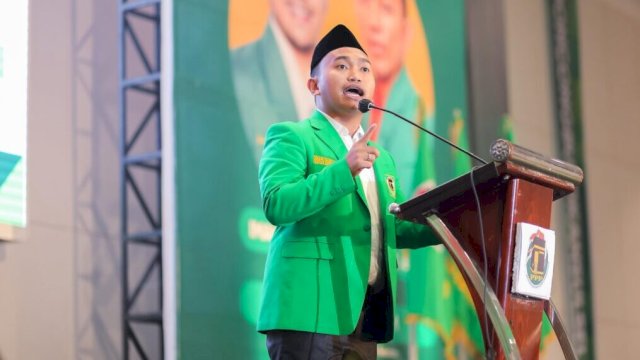 Imam Fauzan AU