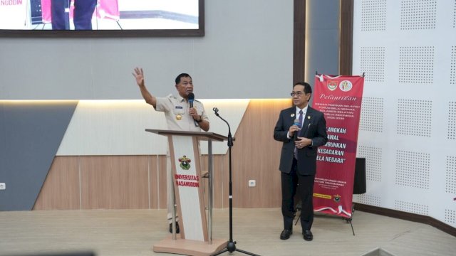 Rektor Unhan Ajak Mahasiswa Unhas Jadi Garda Inovasi dan Ketahanan Bangsa