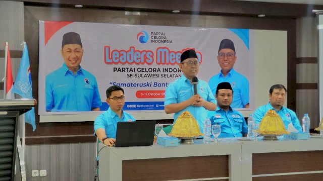 Partai Gelombang Rakyat (Gelora) Indonesia Sulawesi Selatan meneguhkan arah perjuangan politiknya melalui kegiatan Leaders Meet Up yang digelar di tiga zona daerah pemenangan Sulsel pada 9&ndash;12 Oktober 2025