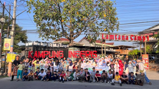 SD Islam Athirah bawa ratusan siswa ke Kampung Inggris Pare, Kediri, dan Malang, Jawa Timur, pada 13-20 Oktober 2025.