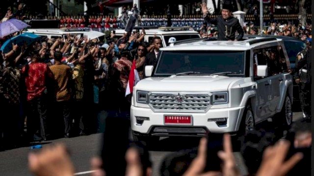 Presiden Prabowo Subianto akan memerintahkan para Menteri, Wakil Menteri hingga kepala daerah menggunakan mobil Maung untuk kendaraan dinas// KOMPAS.COM 