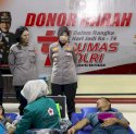 Polres Pelabuhan Makassar Gelar Donor Darah Sambut HUT Humas Polri ke-74