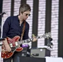  Gitar Noel Gallagher Saksi Bubarnya Oasis Laku Rp6,4 Miliar