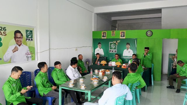 Dewan Pimpinan Wilayah (DPW) Partai Kebangkitan Bangsa (PKB) Sulawesi Selatan menggelar rapat koordinasi bersama jajaran Dewan Pimpinan Cabang (DPC) PKB Takalar dan Fraksi PKB DPRD Takalar, Sabtu (25/10/2025).
