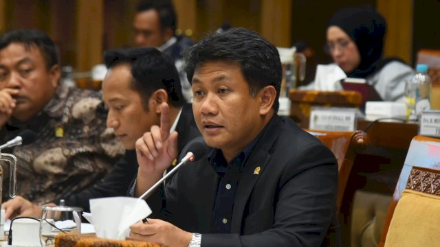 Tanggapi Prabowo, Bonnie Triyana Anggap Bahasa Portugis Tak Tepat untuk Kurikulum Sekolah