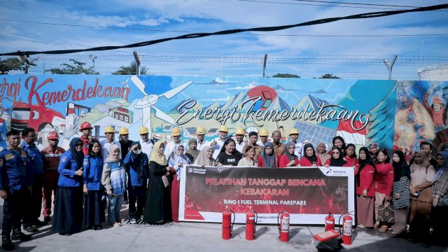 Pertamina Patra Niaga Latih Ratusan Warga Parepare Tanggap Bencana dan Kebakaran