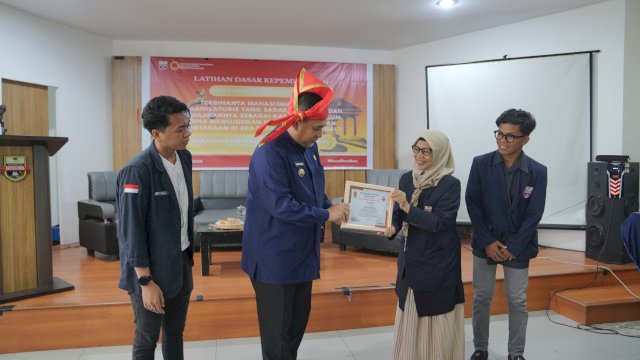 Appi Motivasi Mahasiswa Hukum Unibos, Curahan Perjalanan Hidup dari Nol hingga Puncak Karier