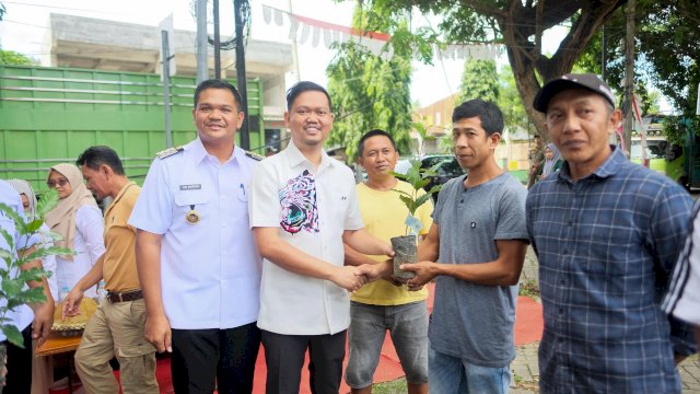 Bupati Bantaeng Dorong Produktivitas Petani dengan Bantuan Alsintan dan Bibit Kopi