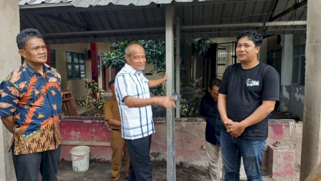 Kunjungi SMK 02 Makassar, Kadir Halid Dengar Keluhan Soal Toilet, Masjid, dan Drainase