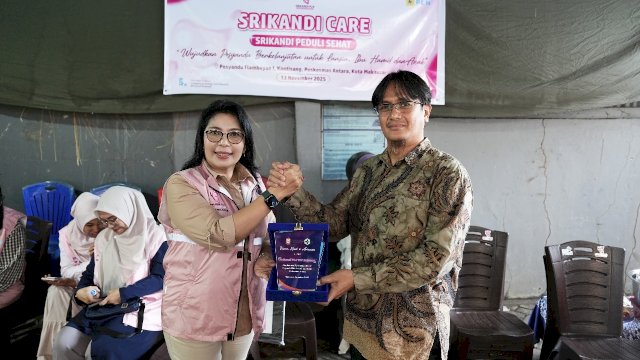 Dukung Layanan Dasar Kesehatan, Srikandi PLN Salurkan Bantuan Alat di Posyandu Makassar